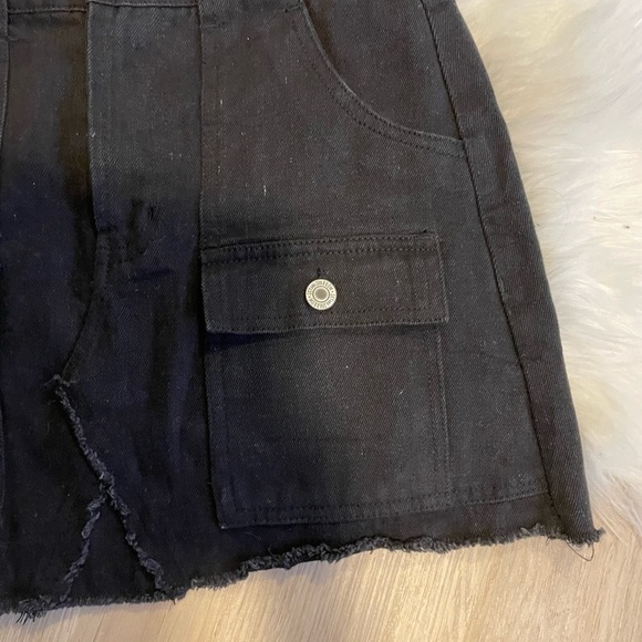 𝅺Sky And Sparrow Black Denim Mini Skirt - Picture 4 of 10